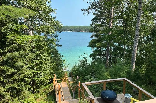 Lake Avalon Retreat